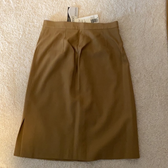 3 piece Jones New York suit - Picture 6 of 7